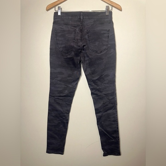 Express Size 2R - Picture 5 of 7